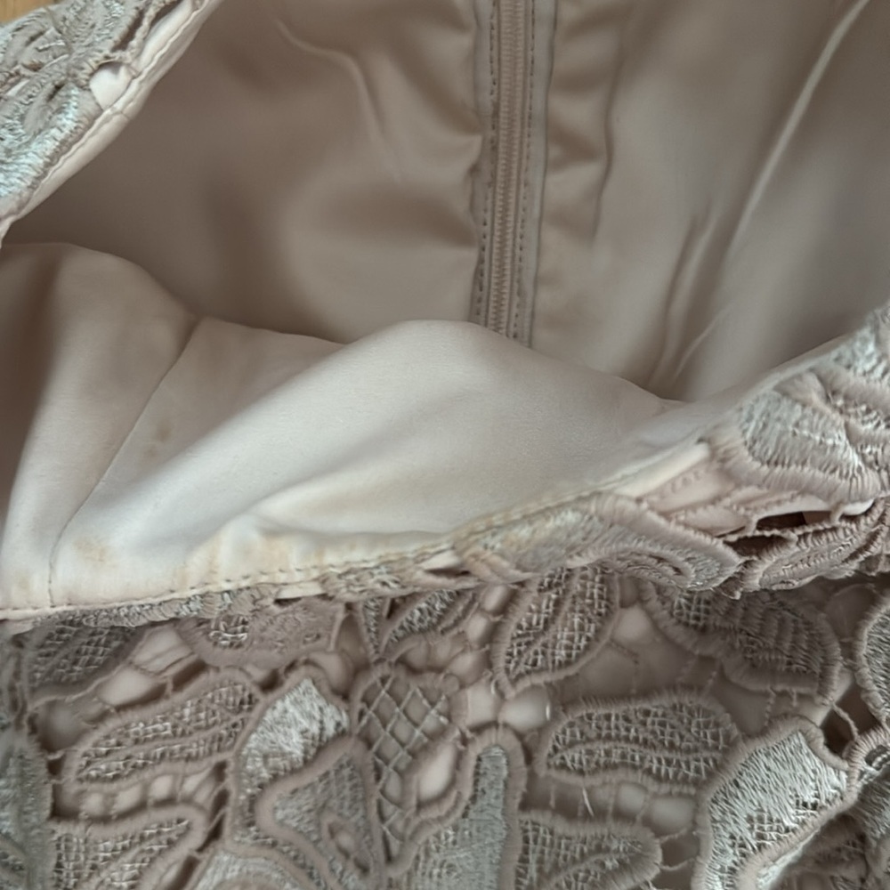 Antonio Melani | Beige Lace Dress | Cap Sleeve | size 2 | Lined - Picture 4 of 7